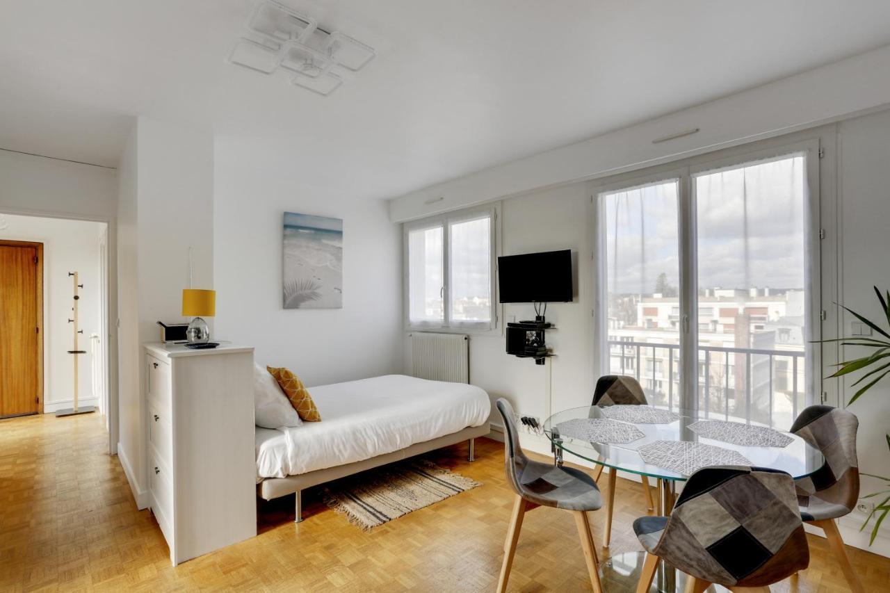 Le Nid Du Roi - Appartement Terrasse - Versailles Kültér fotó